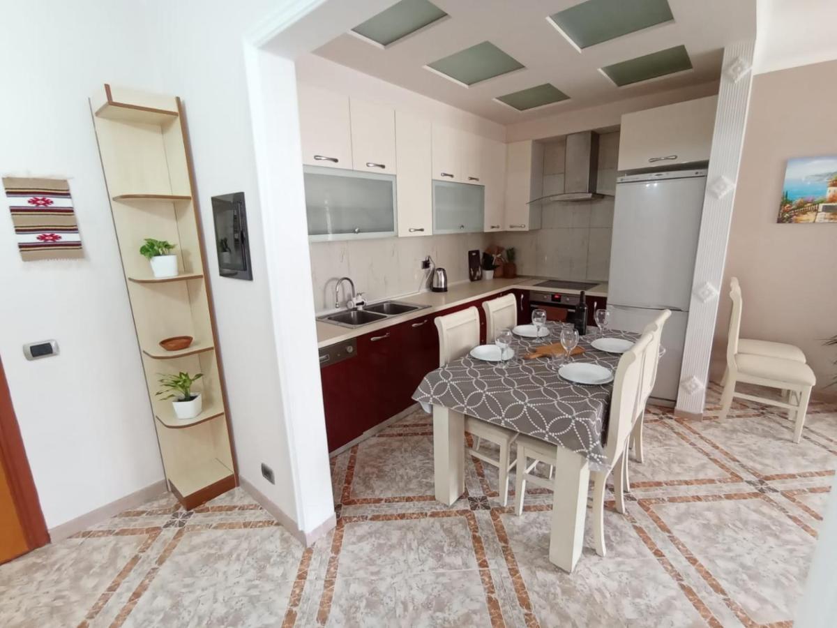Trea Accomodations - 2 Bedrooms - Riviera With Private Parking Avlonya Dış mekan fotoğraf