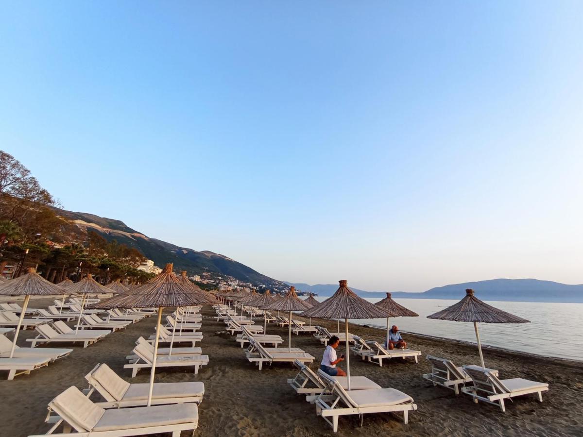 Trea Accomodations - 2 Bedrooms - Riviera With Private Parking Avlonya Dış mekan fotoğraf